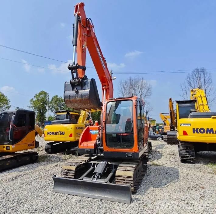 Doosan DX75-9C 中型挖掘机