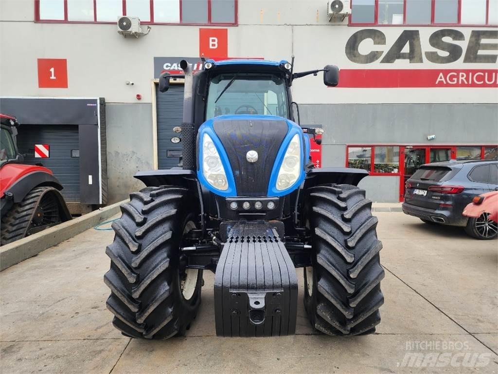 New Holland T8.300 拖拉机/农用车