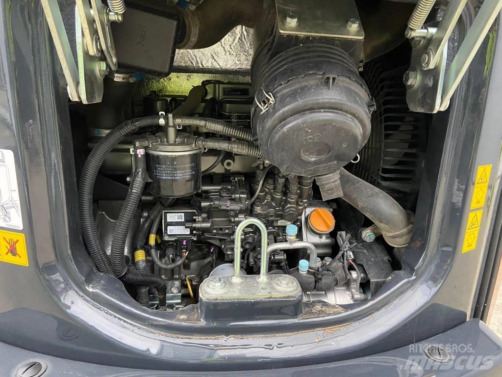 Hitachi ZX 33 U-6 小型挖掘机