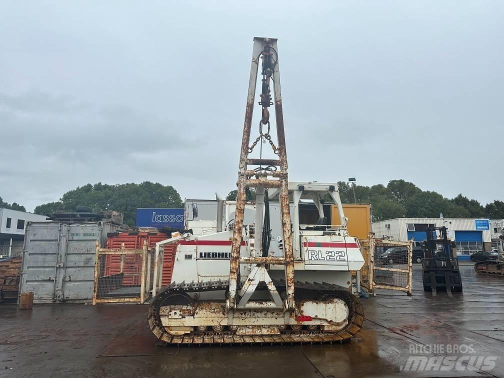 Liebherr RL 22 B 铺管机