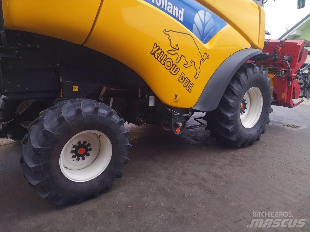 New Holland CX 8040 联合收割机
