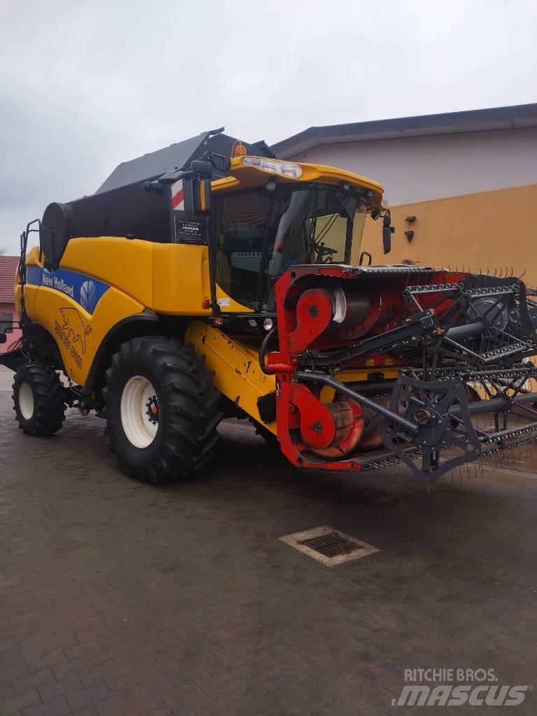 New Holland CX 8040 联合收割机