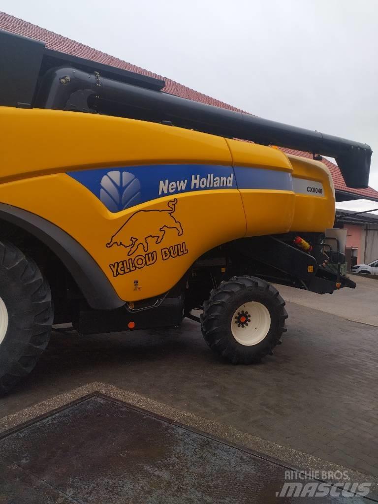 New Holland CX 8040 联合收割机