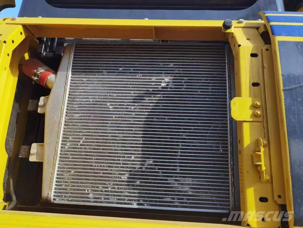 Komatsu PC 450-8 履带挖掘机