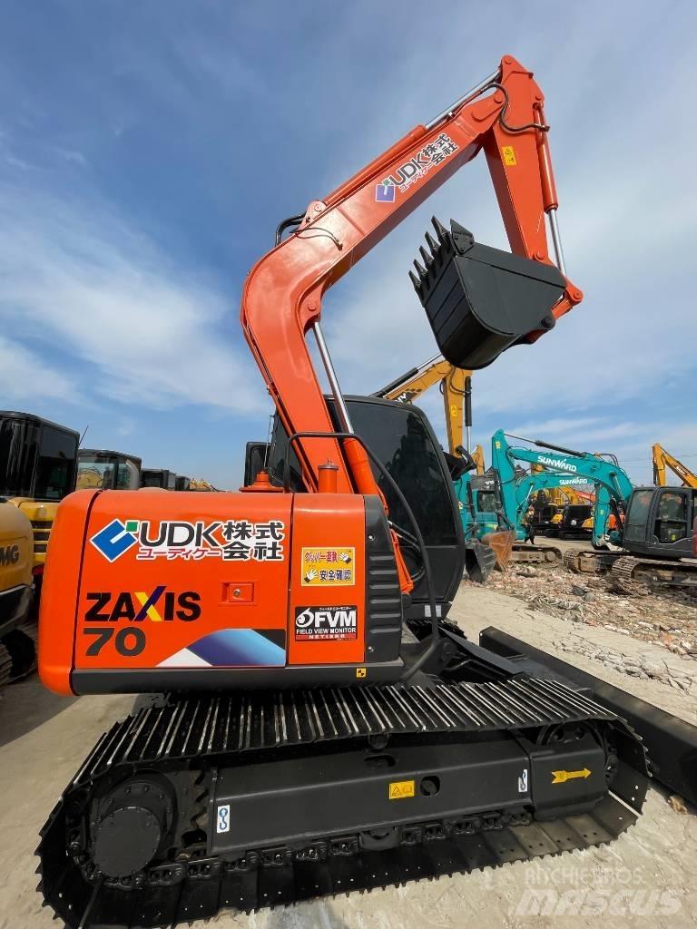 Hitachi ZAX 70 小型挖掘机