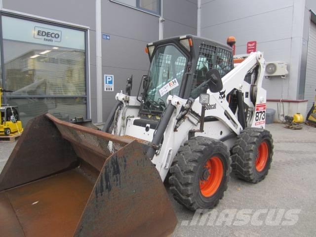 Bobcat 873 HF 滑移装载机
