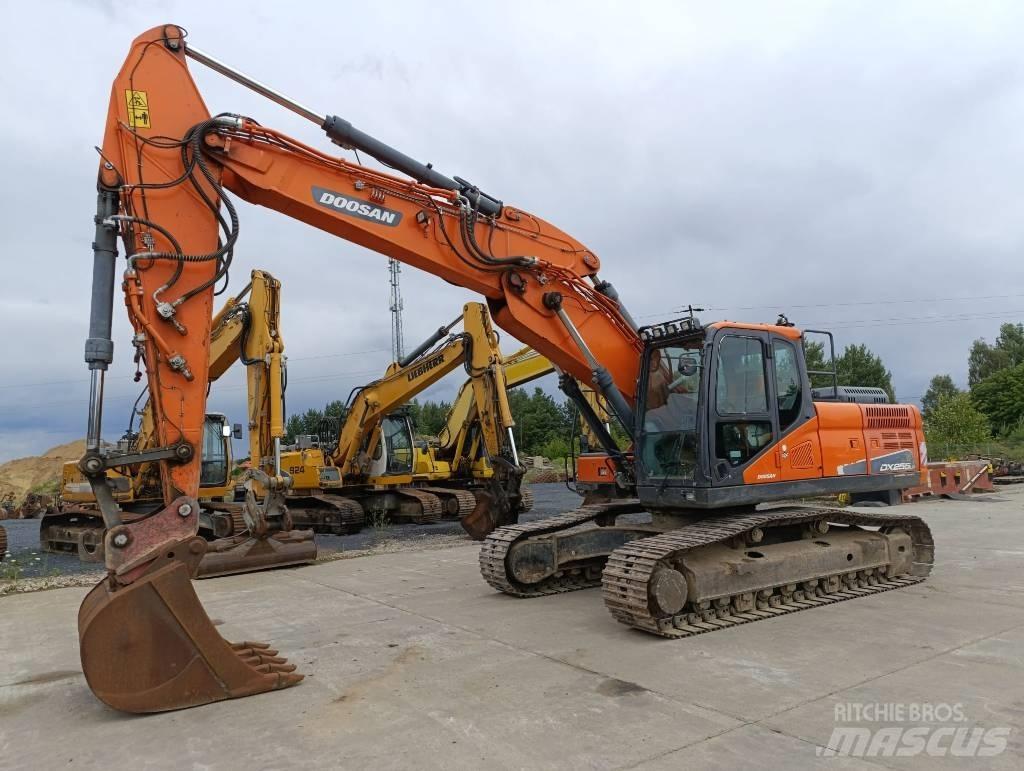 Doosan DX 255 LC-5 履带挖掘机