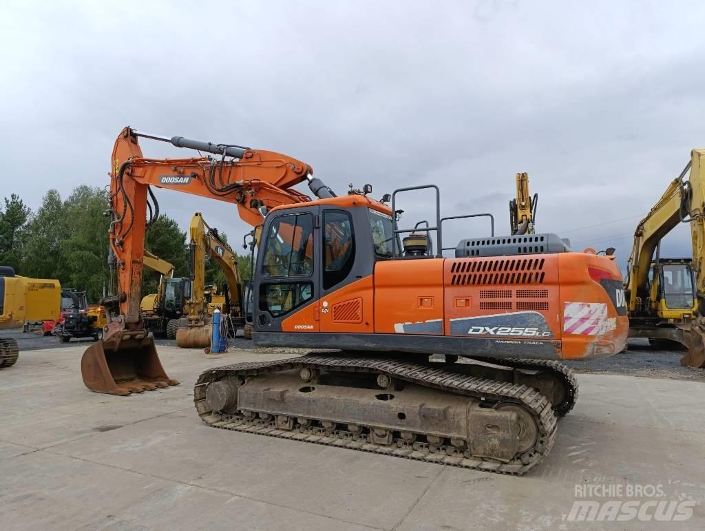 Doosan DX 255 LC-5 履带挖掘机