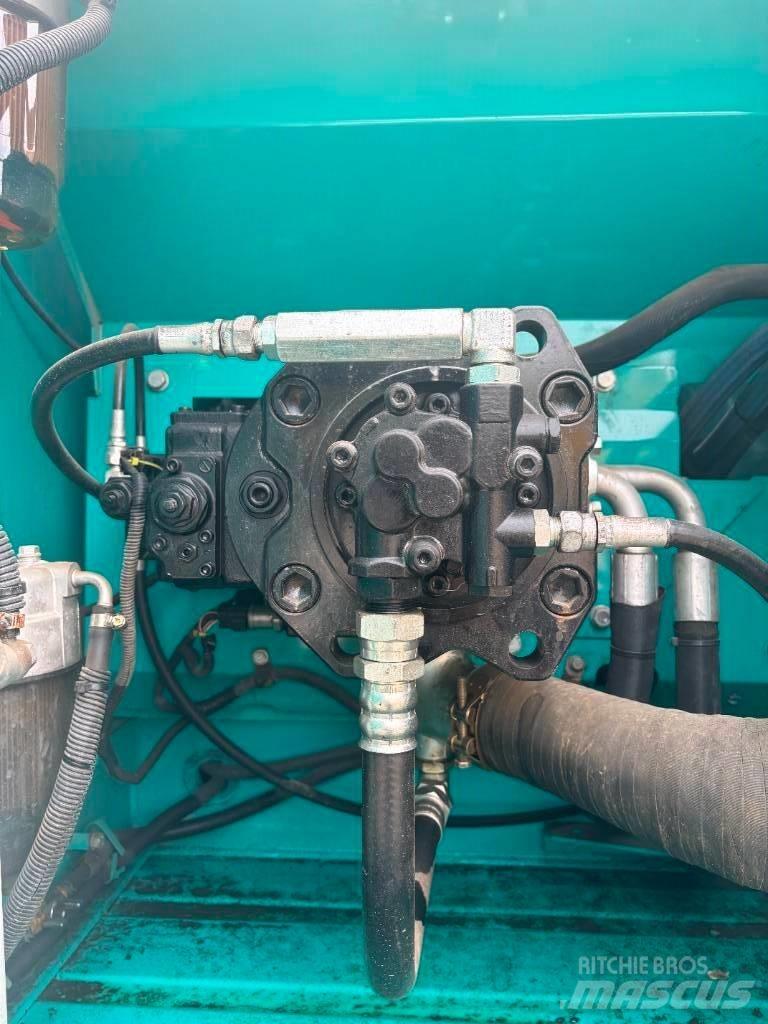 Kobelco SK 210 履带挖掘机