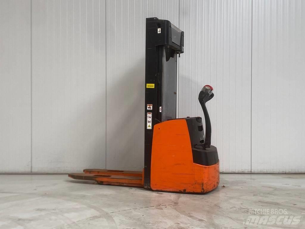 Hyster S1.4 手推堆垛车