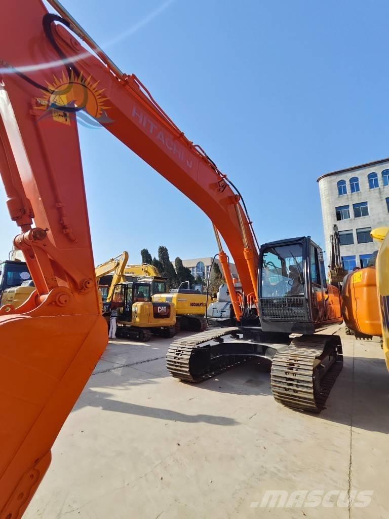 Hitachi ZX 210 履带挖掘机
