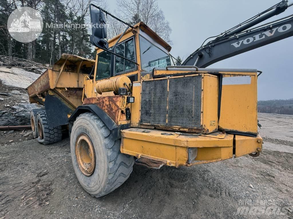 Volvo A 25 C 铰接式自卸车