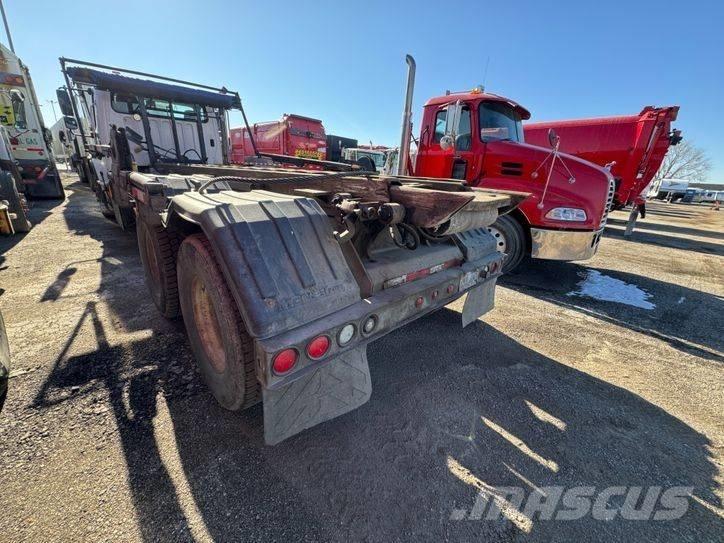 Freightliner M2 可拆卸式卡车