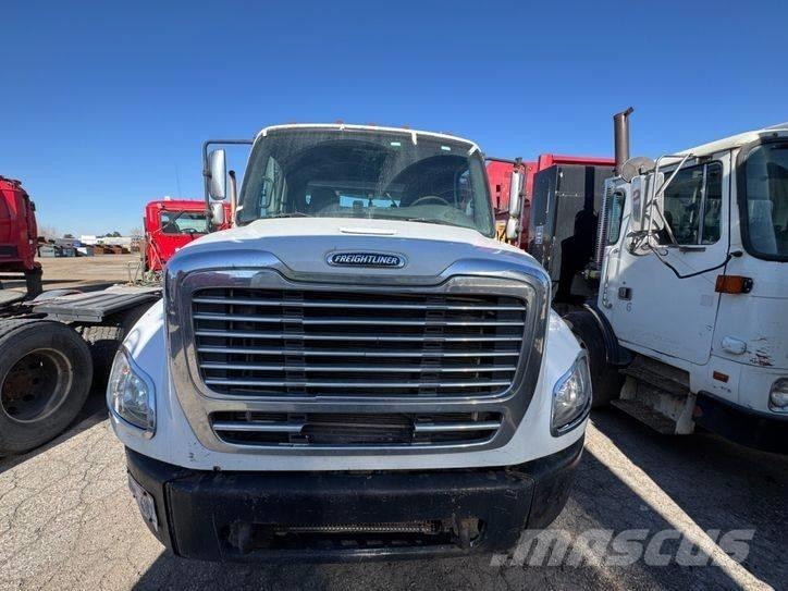 Freightliner M2 可拆卸式卡车
