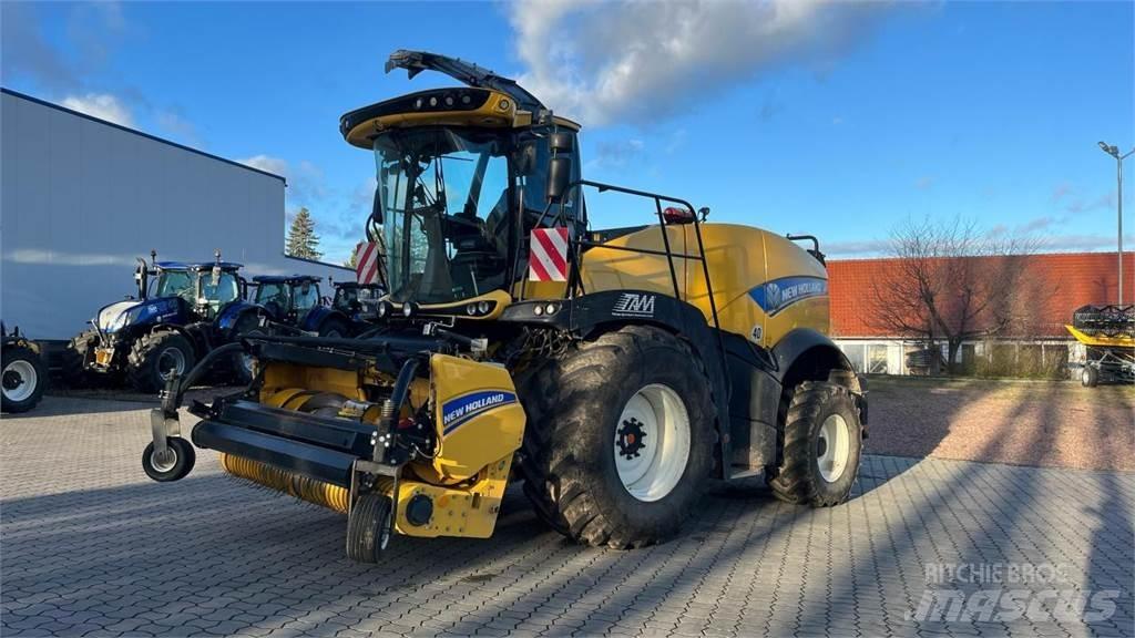 New Holland FR 550 自走式青贮饲料收割机