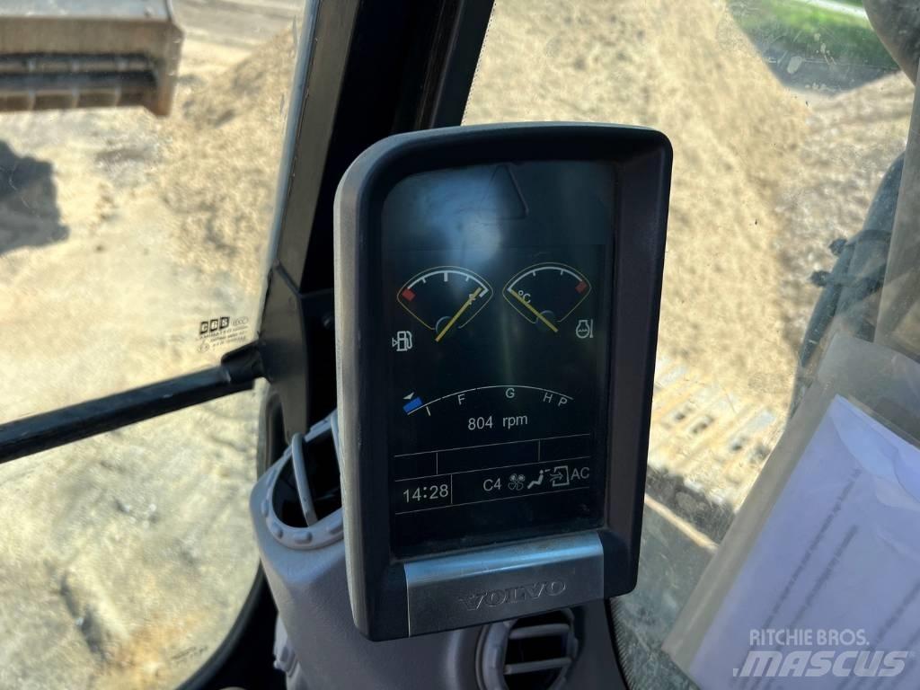 Volvo EC 300 D L 履带挖掘机