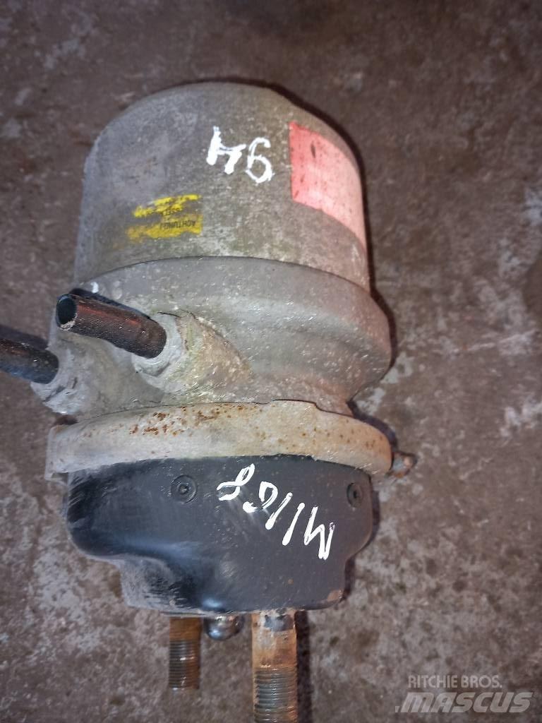 MAN TGS  81504109868 制动器