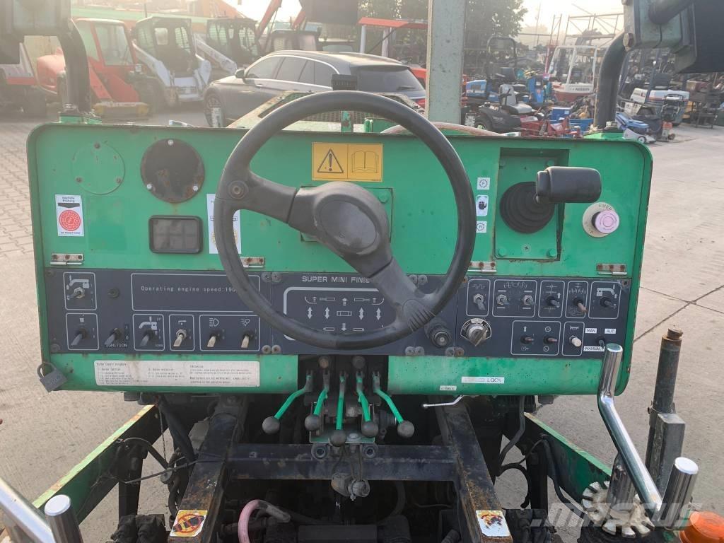 Hanta F14CE 沥青摊铺机