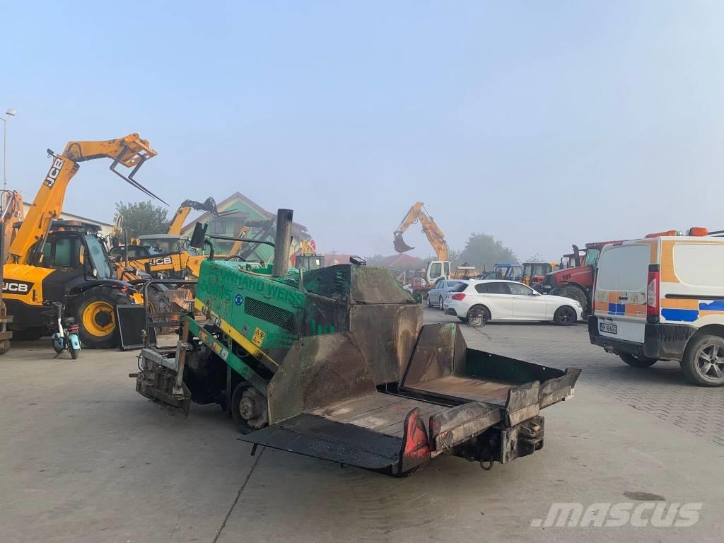 Hanta F14CE 沥青摊铺机