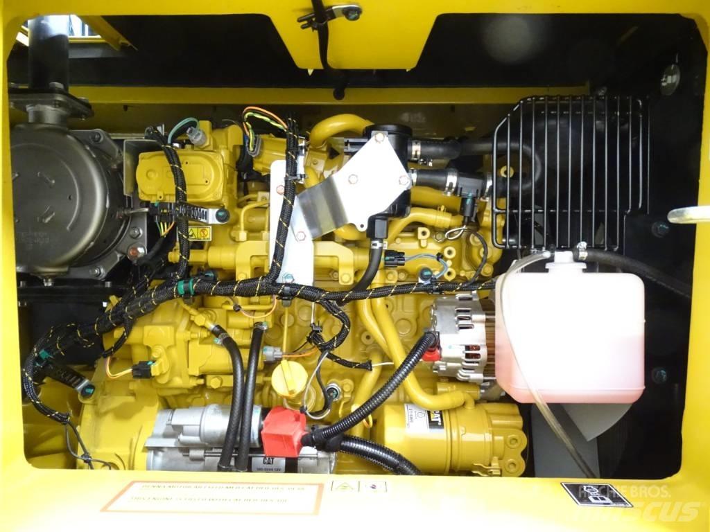CAT 310 履带挖掘机