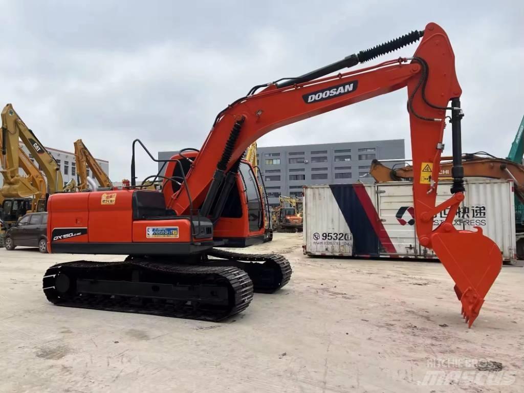 Doosan DX150LC-9C 履带挖掘机