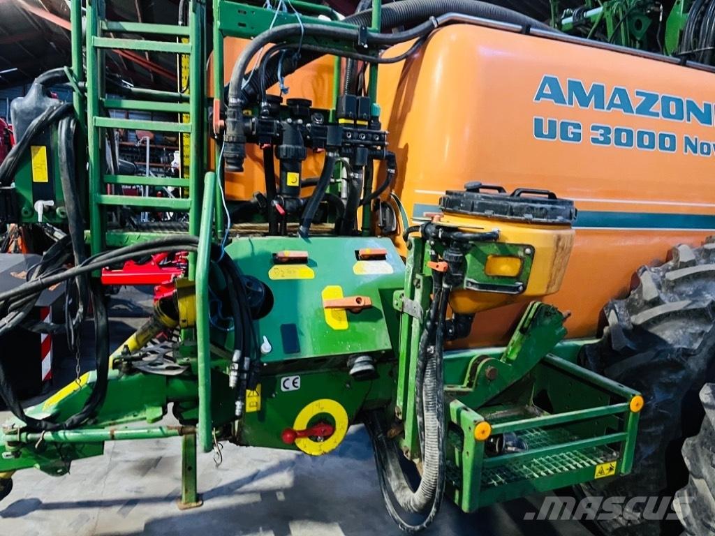 Amazone UG 3000 Nova 牵引式喷雾机
