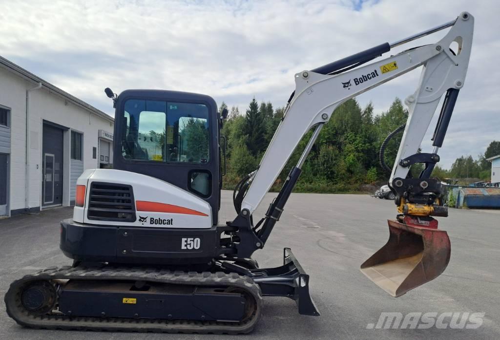 Bobcat E 50 小型挖掘机