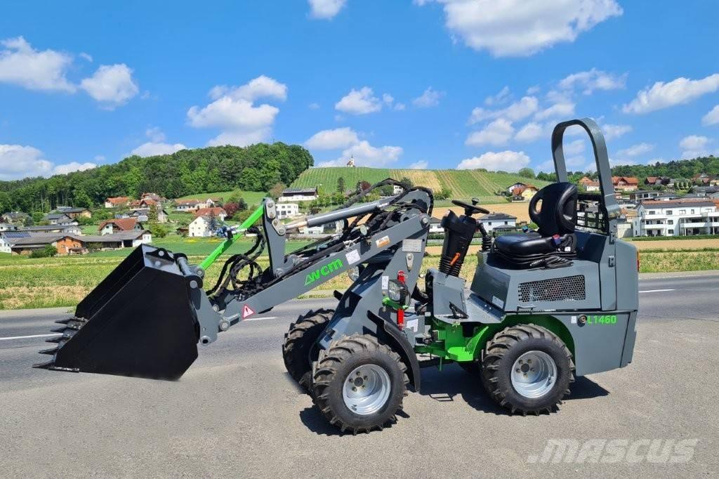 WCM L1460 前装载和挖掘机