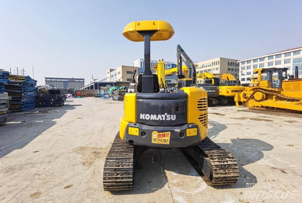 Komatsu PC 40 MR 小型挖掘机