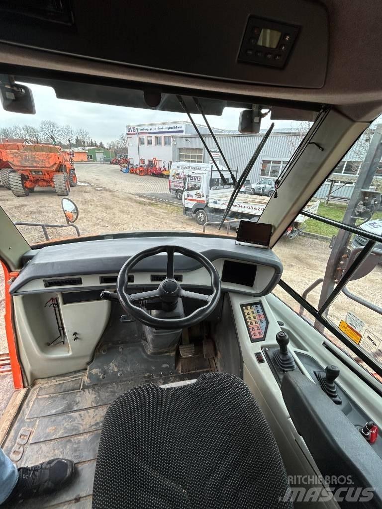 Doosan DA 30 铰接式自卸车