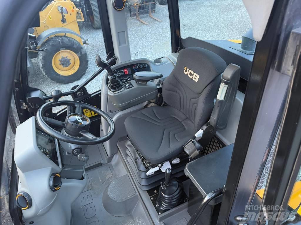 JCB TM 320 电动叉车