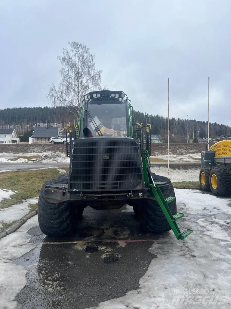 John Deere 1210 E 集运机