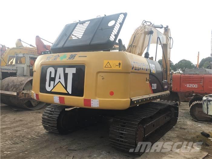 CAT 320 D2 L 履带挖掘机