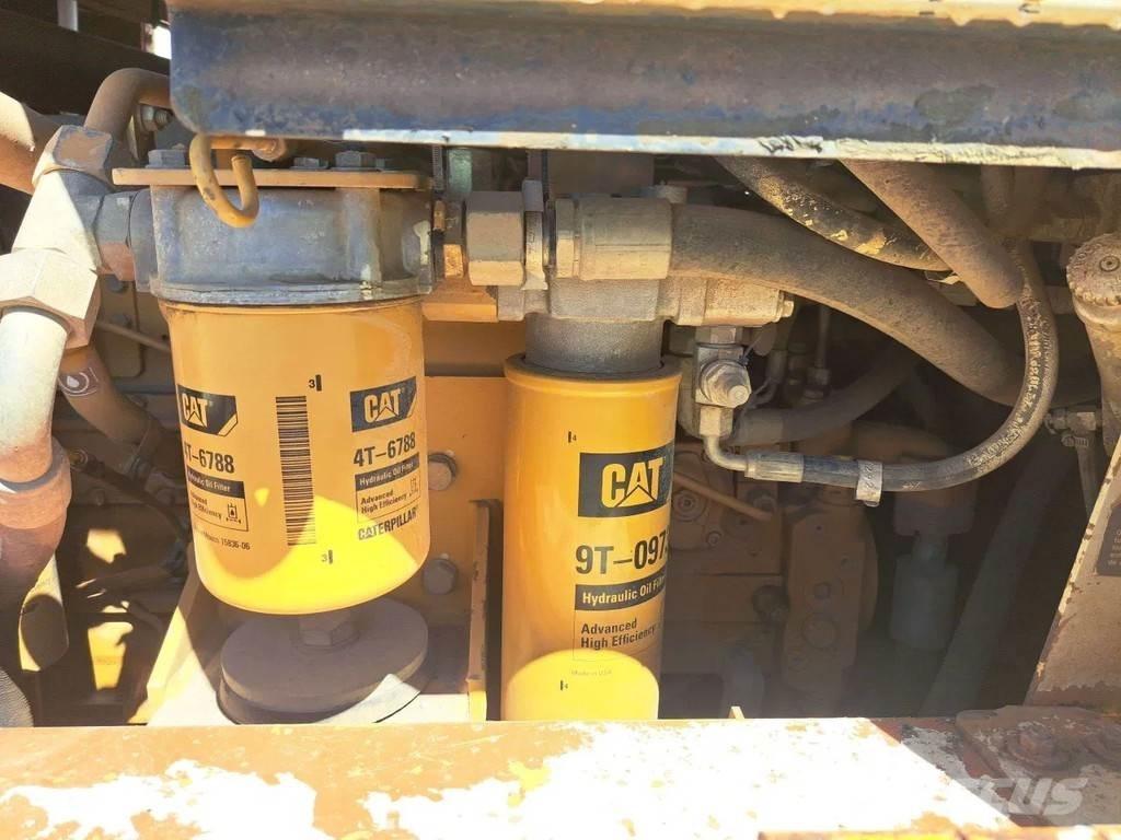 CAT 963C 履带式装载机