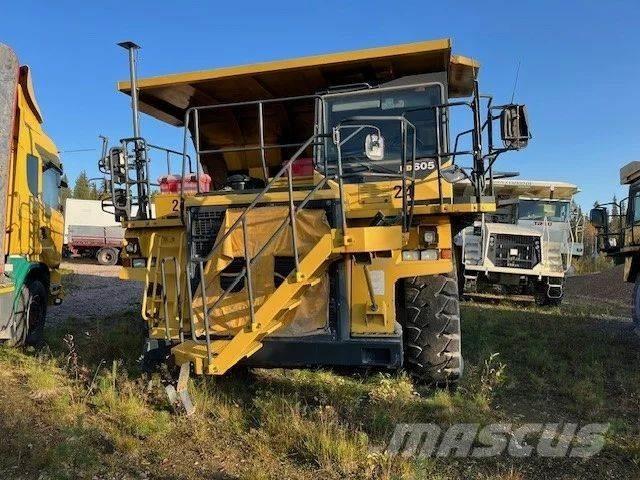 Komatsu HD 605-7EO 刚性自卸车