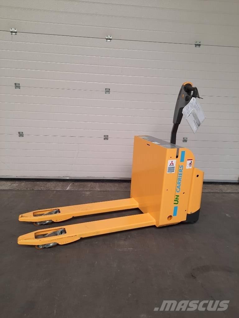 UniCarriers PLL200 手摇升降机