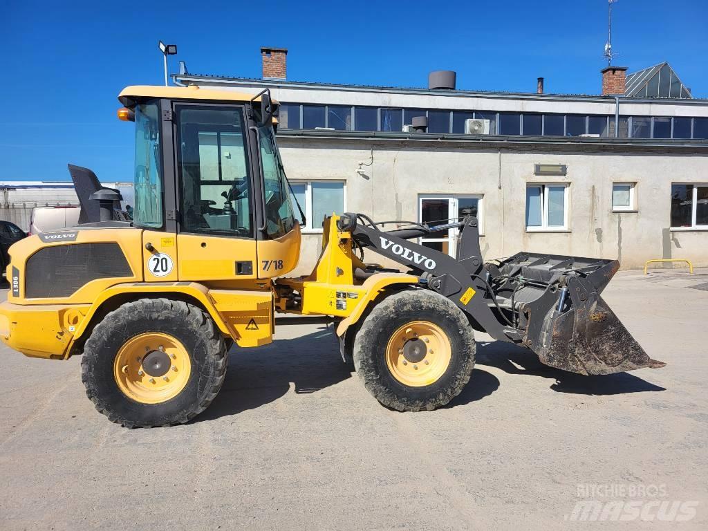 Volvo L 30 G 轮式装载机