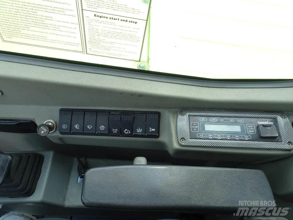 Sunward SWE70 小型挖掘机