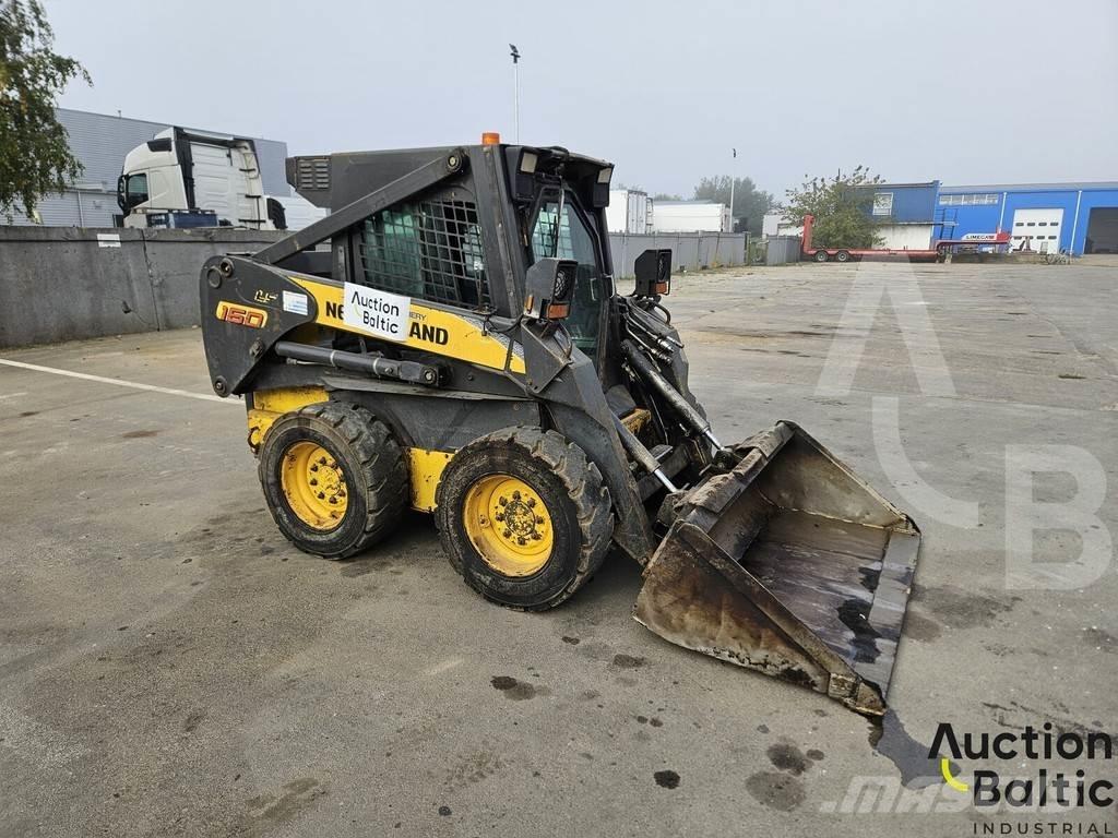 New Holland LS 160 滑移装载机