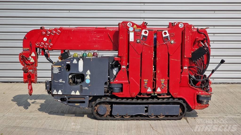 Unic URW 295 轻小型起重机