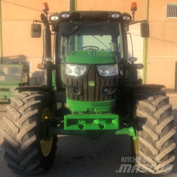 John Deere 6115 R 拖拉机/农用车