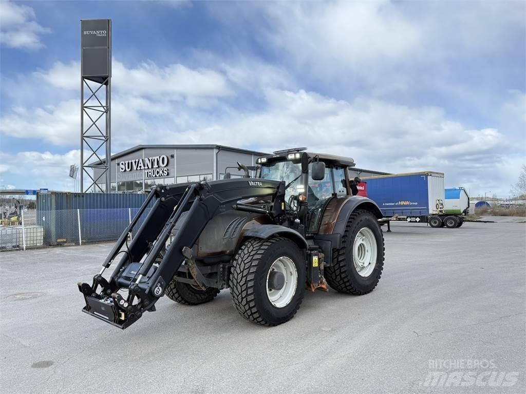 Valtra T203 拖拉机/农用车