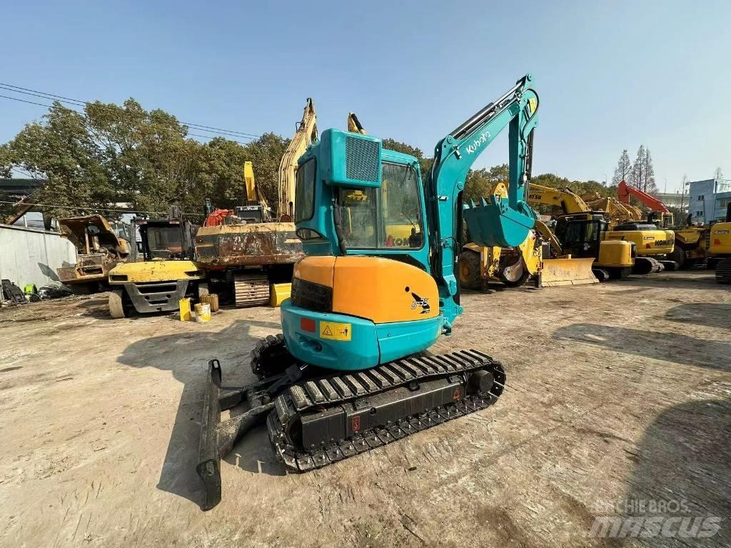 Kubota U 35 小型挖掘机