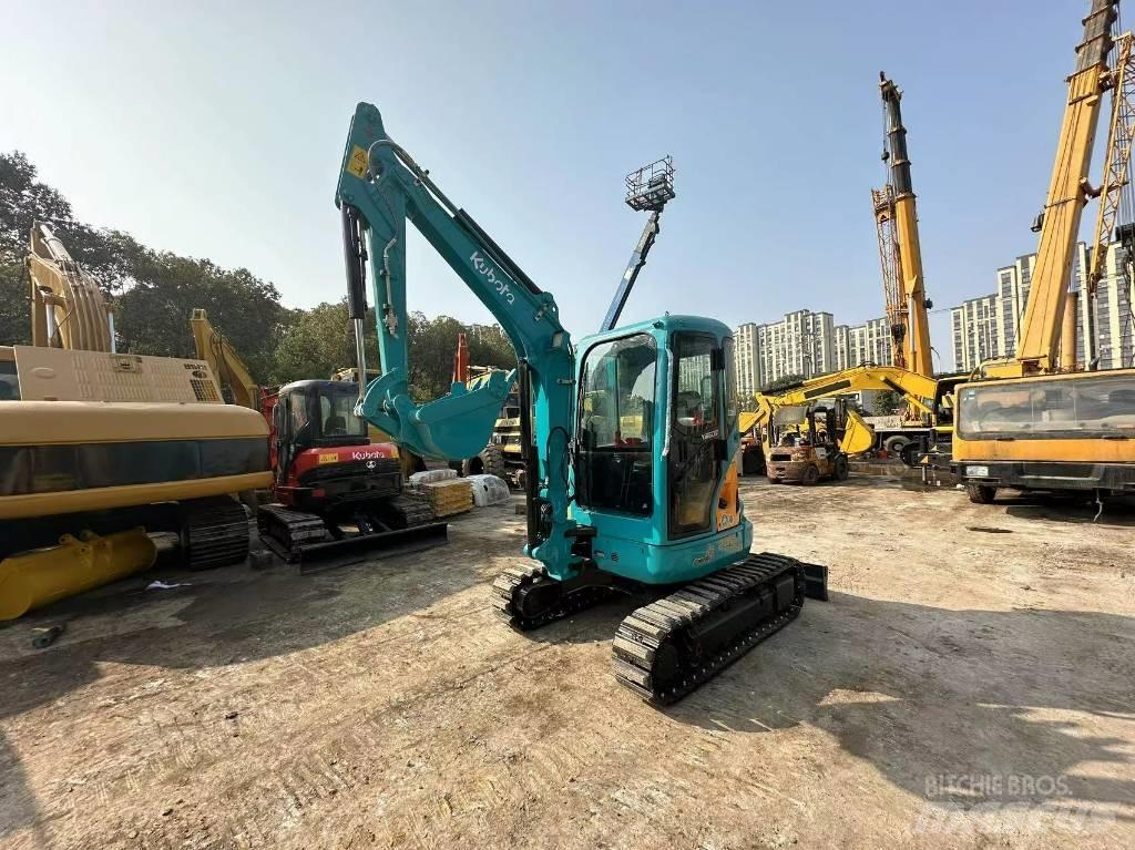 Kubota U 35 小型挖掘机