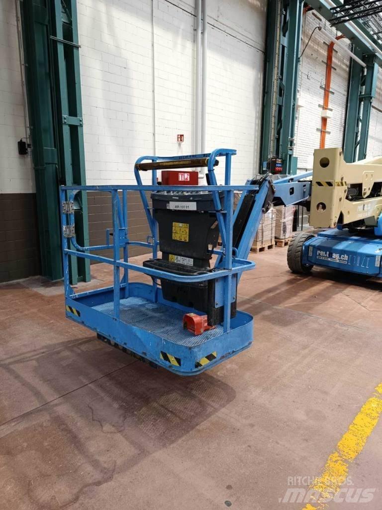 JLG E 450 AJ 曲臂高空工作平台