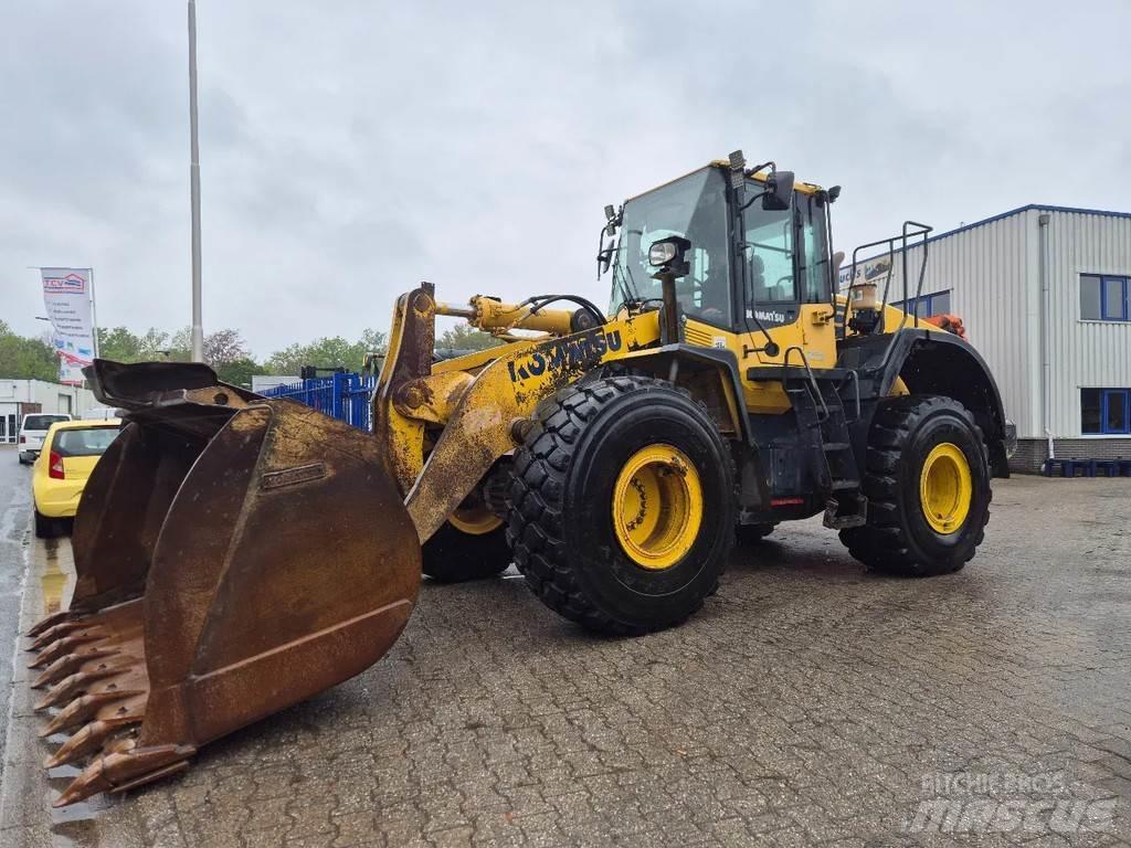Komatsu WA 380 - 7 轮式装载机