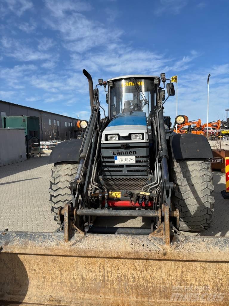 Lännen 8600 I 反铲装载机