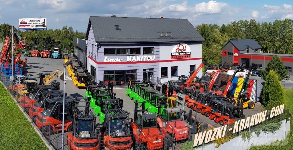 Manitou 200 ATJ 自走式伸缩臂升降机