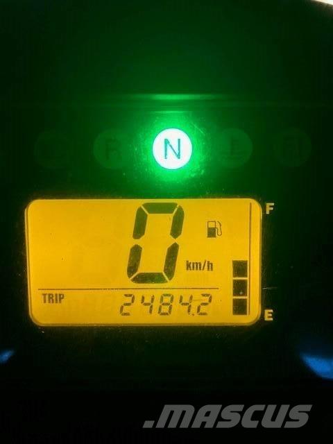 Suzuki LTA 400 F 越野车