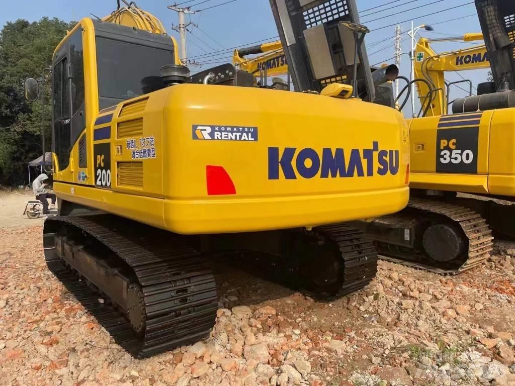 Komatsu PC 200 履带挖掘机